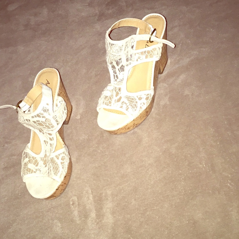 American eagle heels